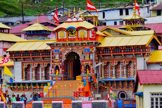 Badrinath-Yatra-ashu-tour-travel-agency